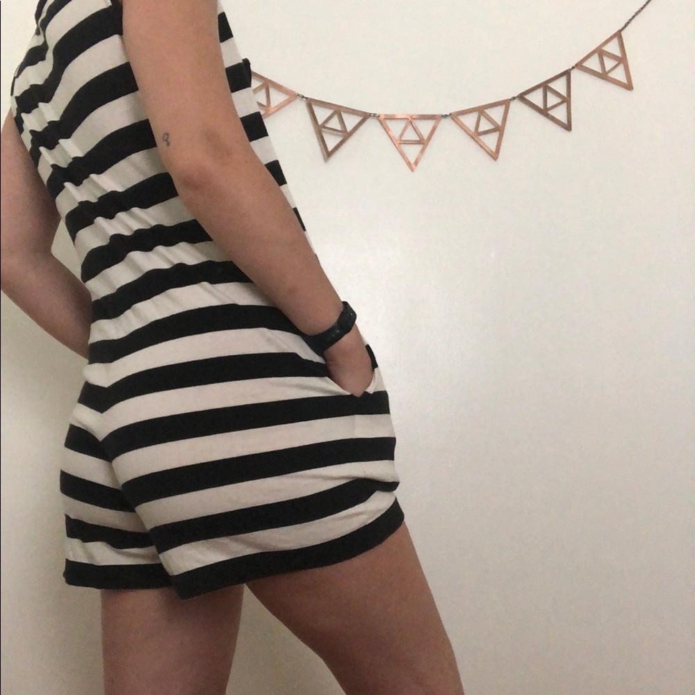 ~vintage Esprit striped romper with pockets (s)~